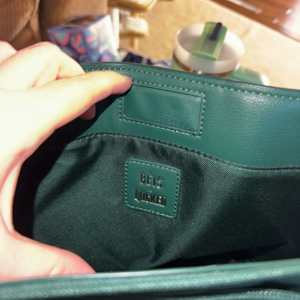 BEIS WICKED TOTE IN WICKED GREEN - Picture 8 of 13